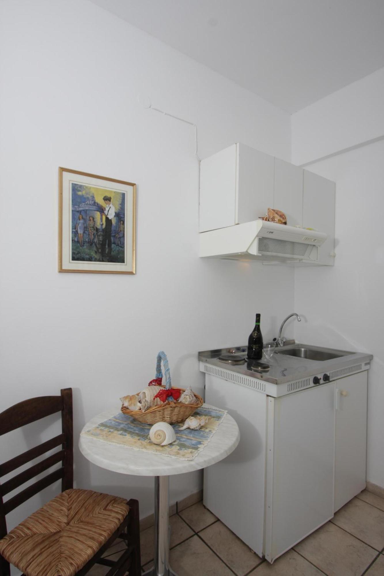 Manos Apartments Mégas Yialós-Nítes エクステリア 写真
