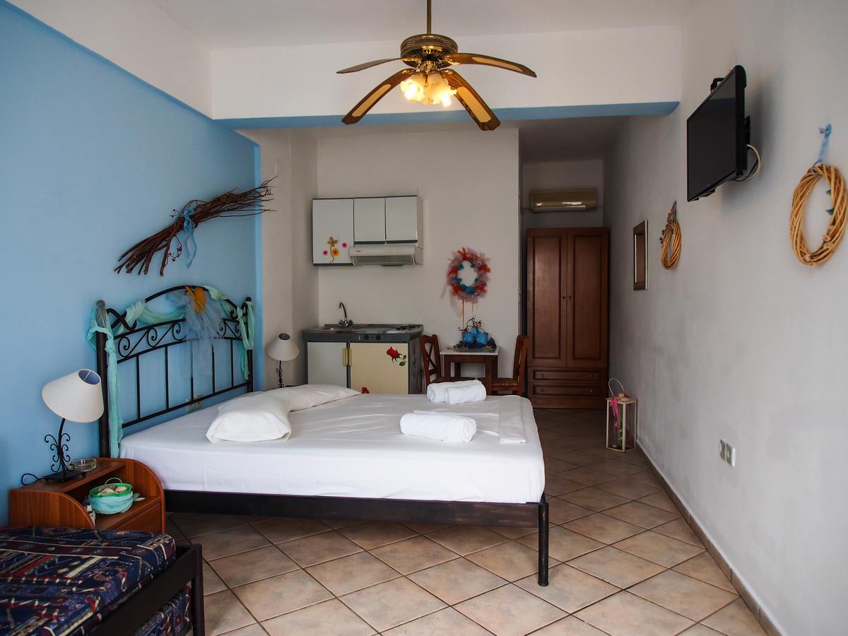 Manos Apartments Mégas Yialós-Nítes エクステリア 写真