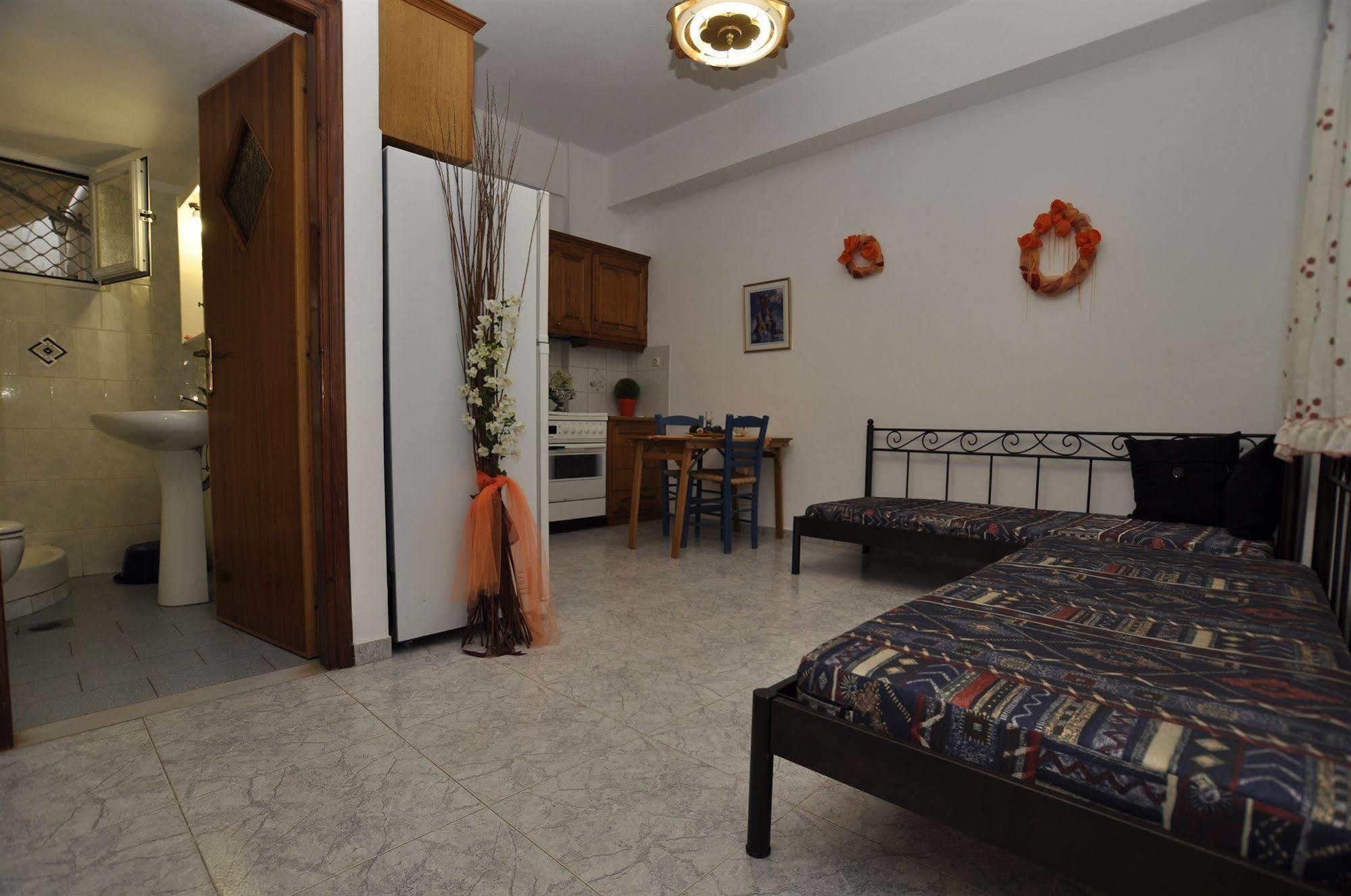 Manos Apartments Mégas Yialós-Nítes エクステリア 写真