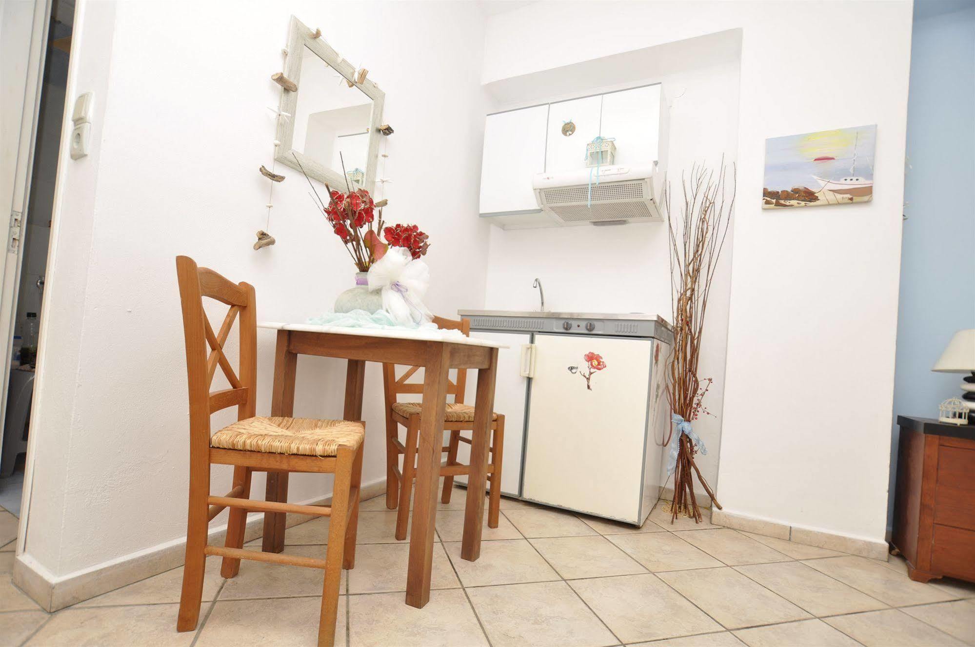Manos Apartments Mégas Yialós-Nítes エクステリア 写真