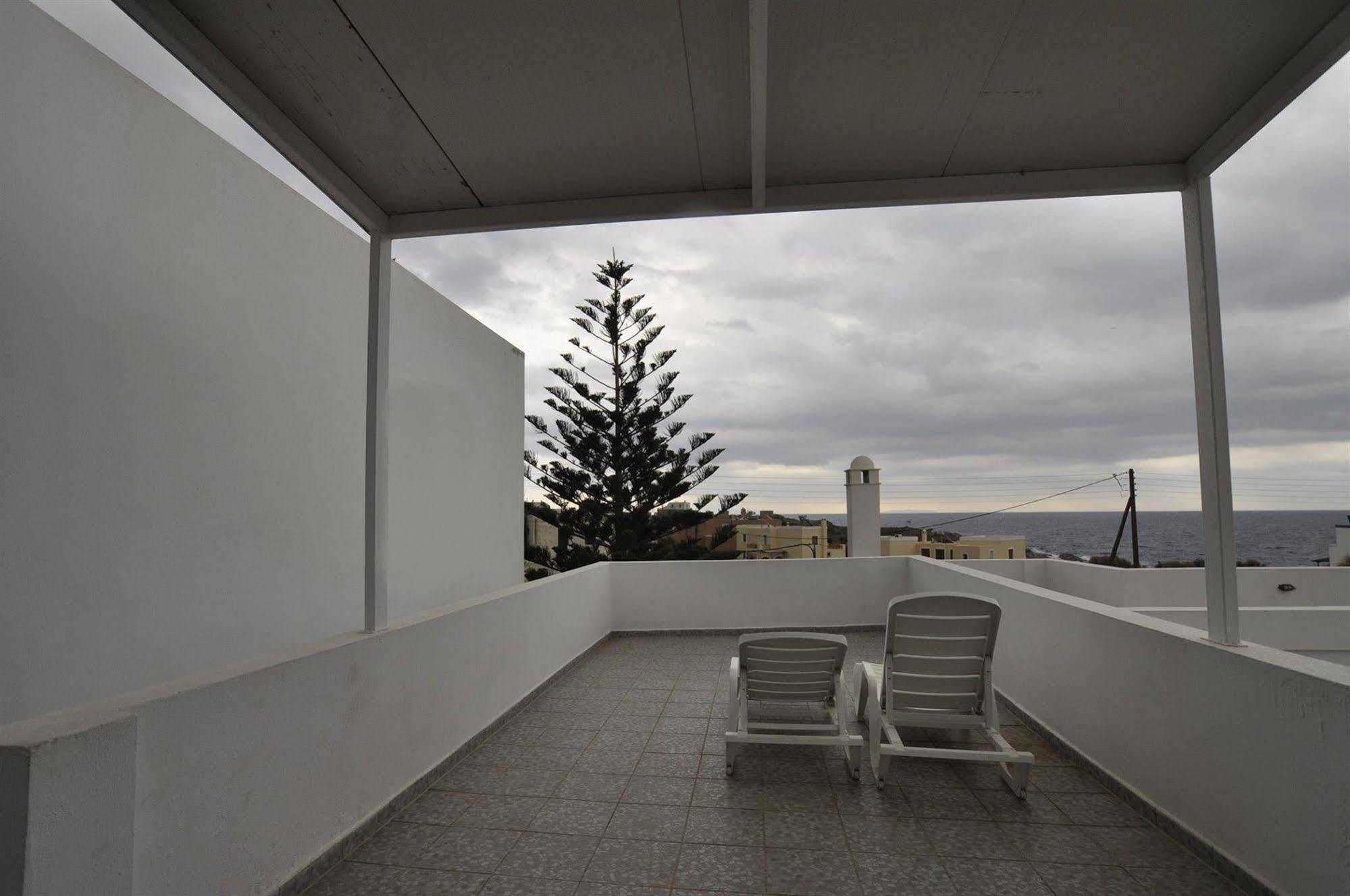Manos Apartments Mégas Yialós-Nítes エクステリア 写真